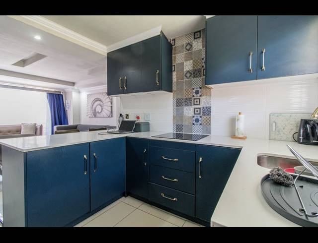 2 BEDROOM TOWNHOUSE FOR SALE IN ALAN MANOR